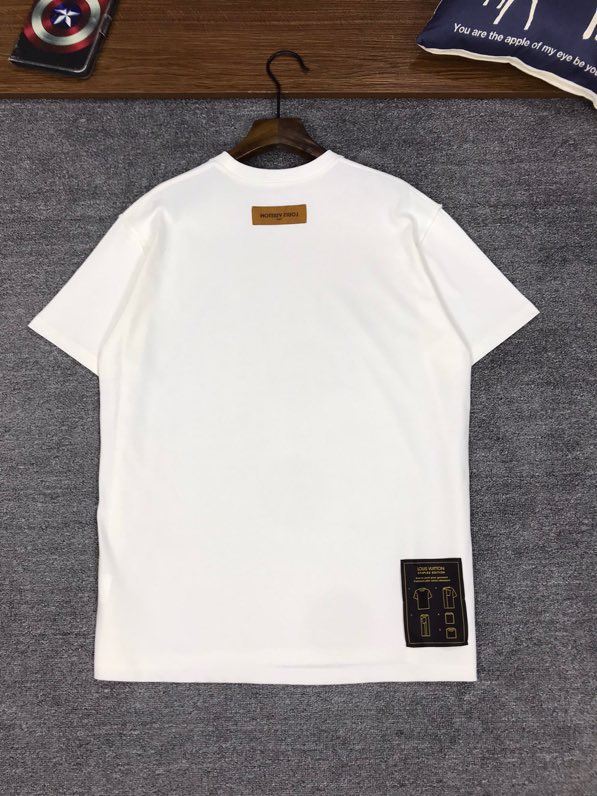 Unclassified Brand T-Shirts